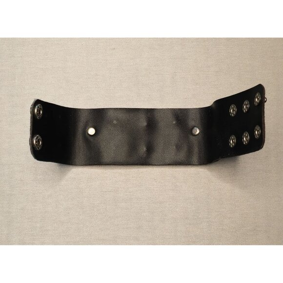 Y2K Skull & Bones Gothic Jewelry Set Silver Tone Earrings Bracelet Lot of 2 - Picture 9 of 11